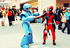 Collection of Deadpool Vs. Comic-Con gifs is the best thing ever