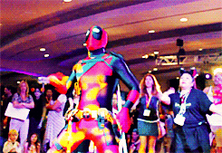 Collection of Deadpool Vs. Comic-Con gifs is the best thing ever