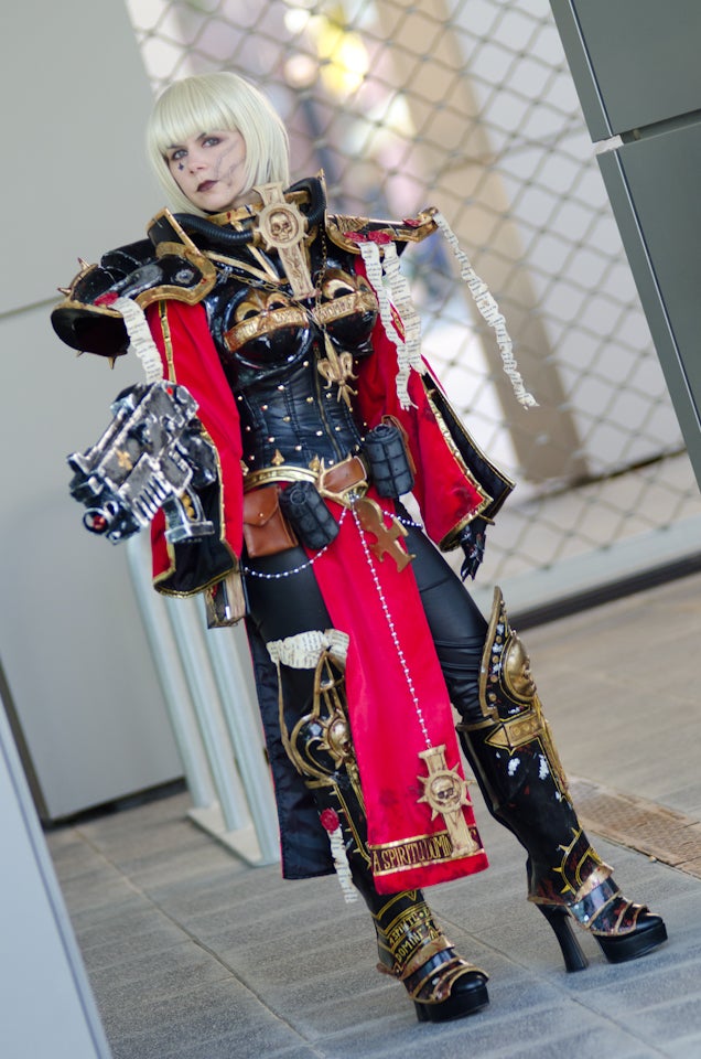 Commander Shepard Will Shoot the Next Cosplayer She Sees
