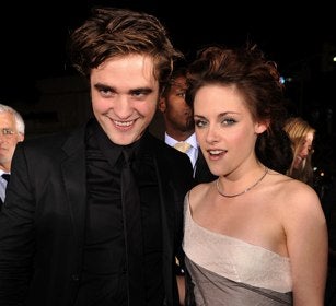 Echoes of Sobs, Shrieks, Ticket Demands Hang in Air on Morning After 'Twilight' Premiere