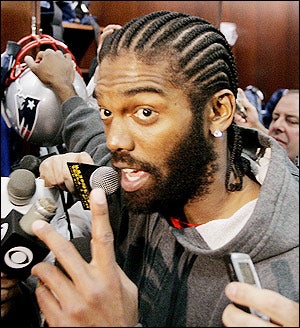 Randy Moss Tells Jets That Patriots Are 'Still The Team To Beat.' That Seems Wise
