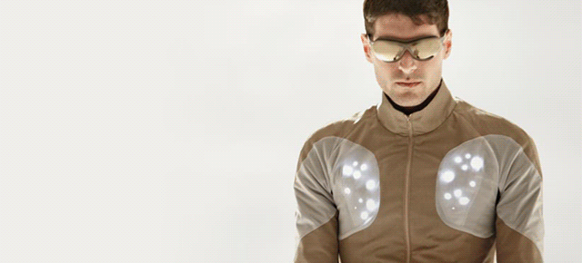 Cool jacket won&#39;t turn you into a superhero but it may save your life