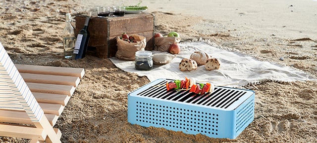 This Is Definitely the Classiest Portable Barbecue You&#39;ll Ever See
