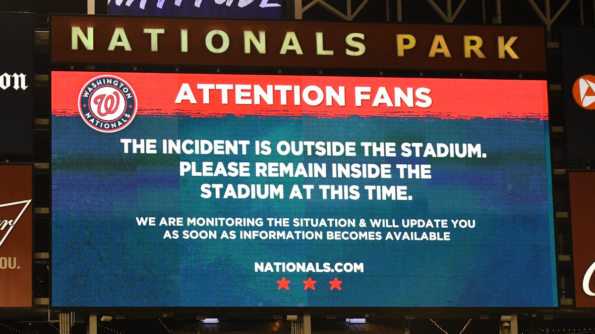 BREAKING: Cops say 4 shot outside Nats Park in D.C. — fans told to stay inside till all-clear; game suspended 1 BREAKING: Cops say 4 shot outside Nats Park in D.C. — fans told to stay inside till all-clear; game suspended