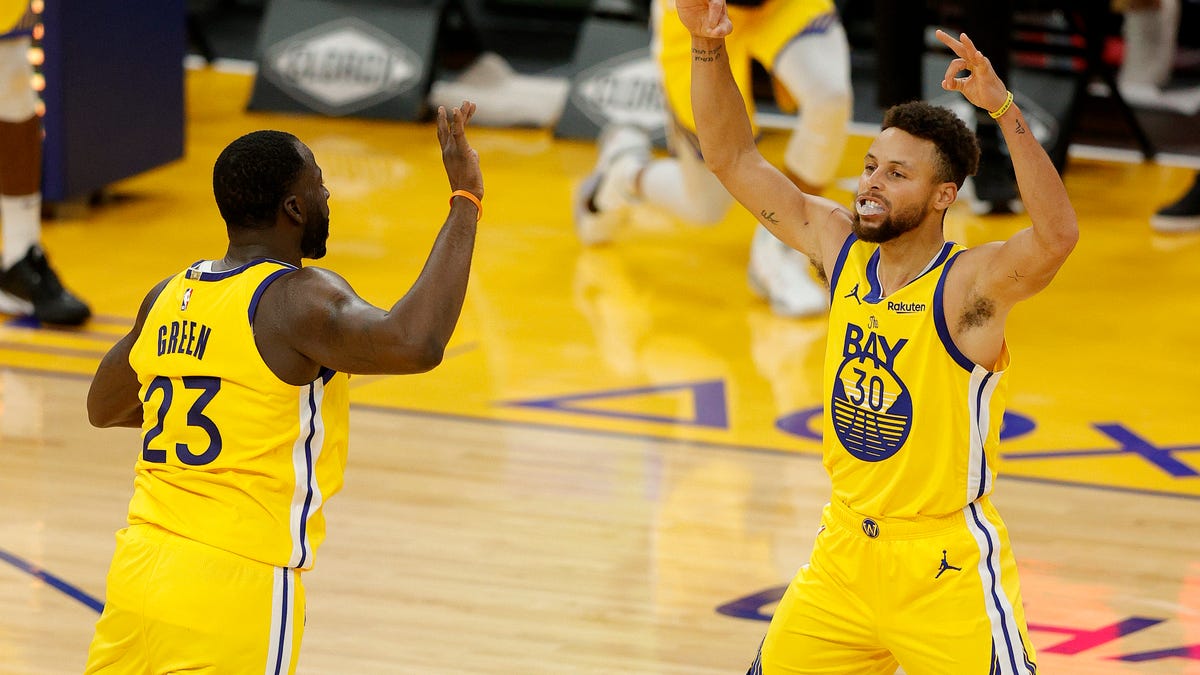 Draymond Green says Warriors are not We Believe 2.0 because they have ‘F**king Steph Curry’ on their team 1 Draymond Green says Warriors are not We Believe 2.0 because they have ‘F**king Steph Curry’ on their team