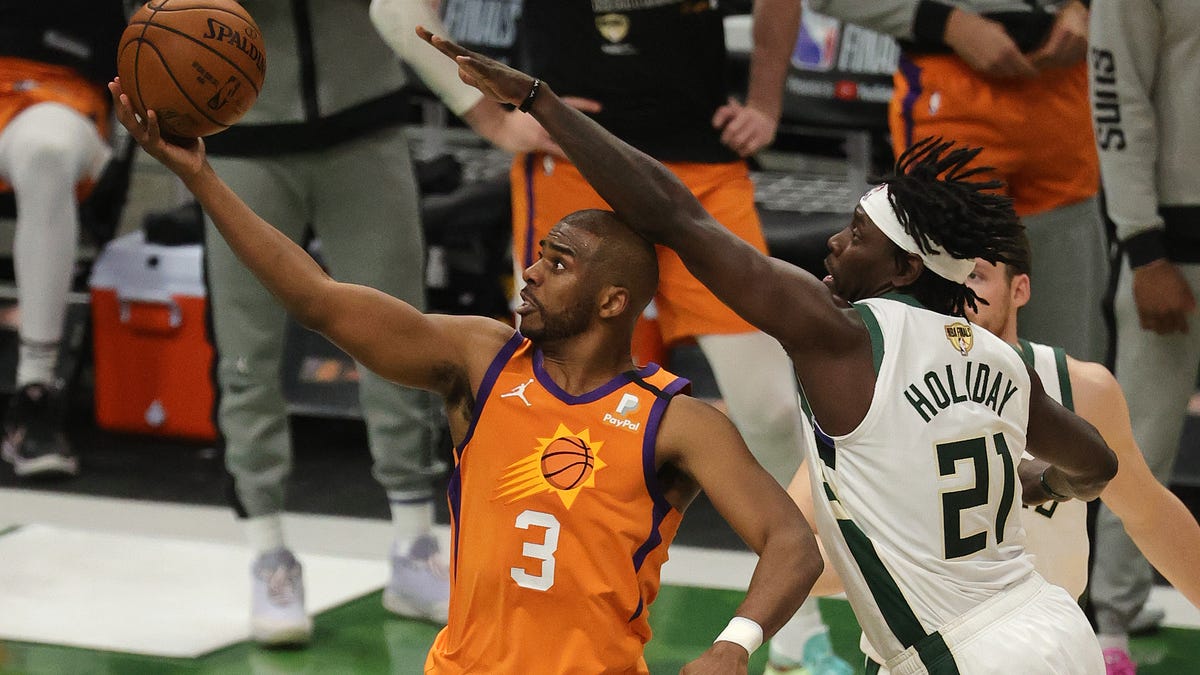 Whatever Chris Paul does next is what people may remember most 1 Whatever Chris Paul does next is what people may remember most