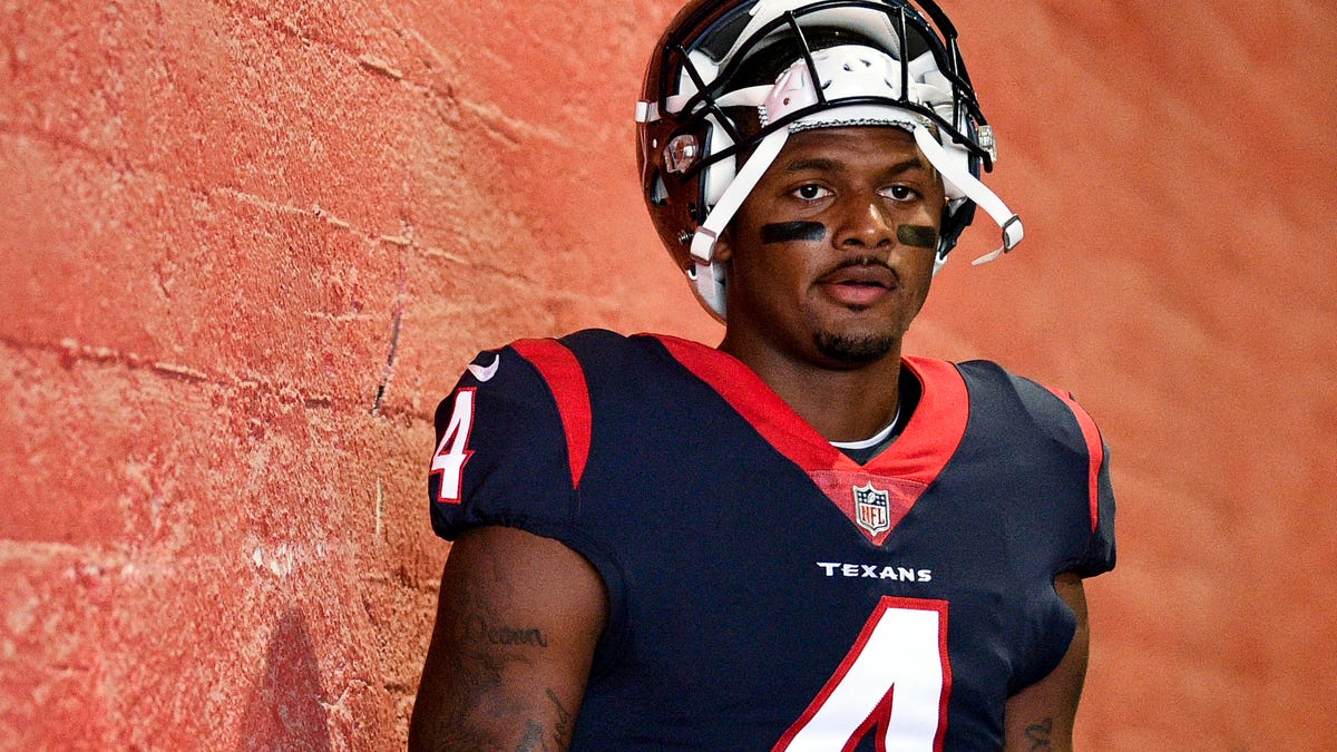 DeShaun Watson skipping OTAs is good news for Houston 1 DeShaun Watson skipping OTAs is good news for Houston