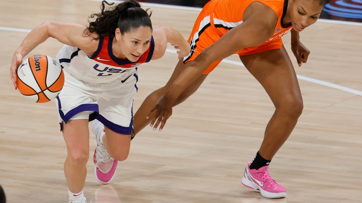 U.S. Women's hoops drops All-Star Game to Team WNBA (but don't panic) 1 U.S. Women's hoops drops All-Star Game to Team WNBA (but don't panic)