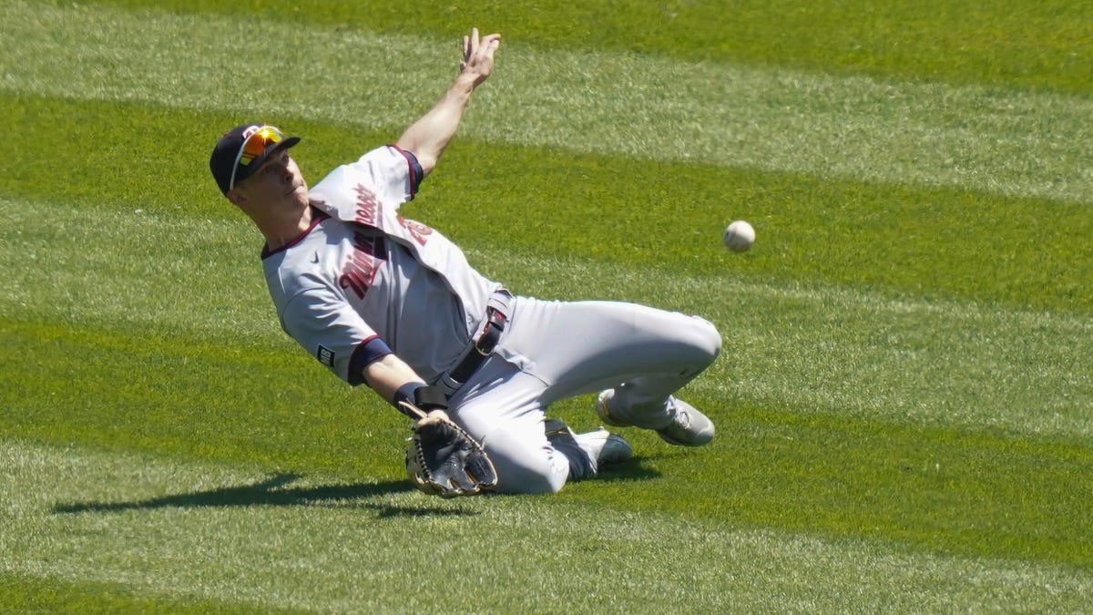 Why are the Twins such a bad team in non-9-inning games? Like, 0-11 bad 1 Why are the Twins such a bad team in non-9-inning games? Like, 0-11 bad