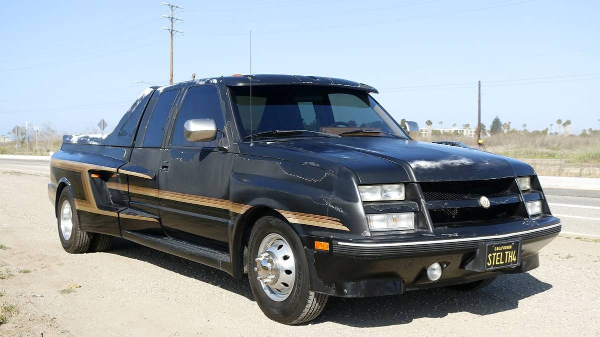 At $19,995, Is This '90 GMC Sierra A Custom-Bodied Collectable? 1 At $19,995, Is This '90 GMC Sierra A Custom-Bodied Collectable?