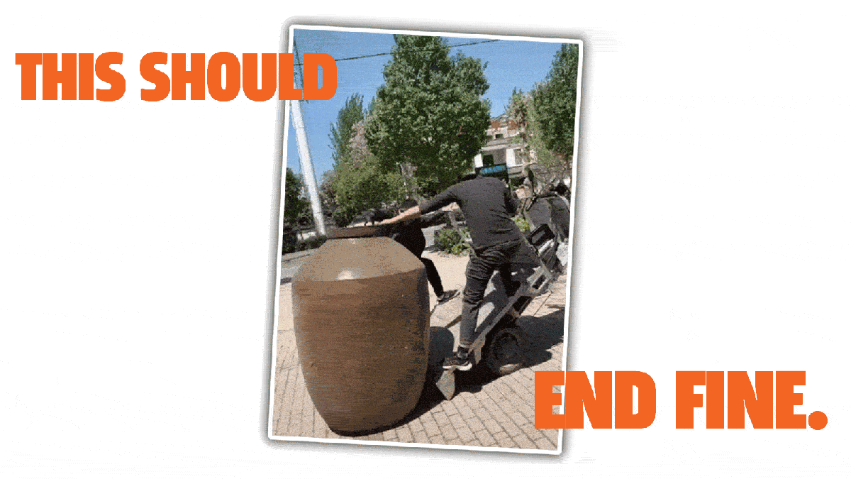 Attempting To Load An Enormous Urn On A Tiny Trike Truck Ends Like You Expect But You Still Wanna Watch 1 Attempting To Load An Enormous Urn On A Tiny Trike Truck Ends Like You Expect But You Still Wanna Watch