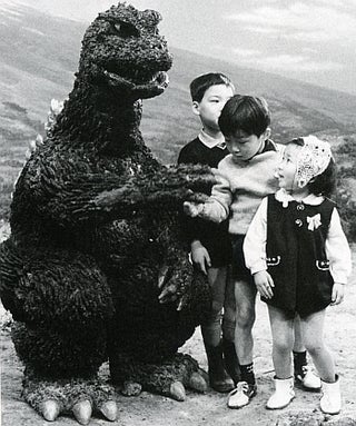 Behind-the-scenes Godzilla photos were charming, absolutely ridiculous