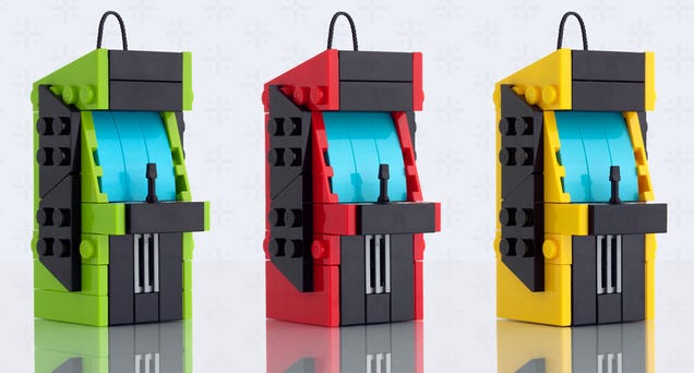 Decorate your tree with these awesome Lego ornaments