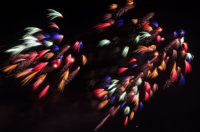 75 Explosive Photos of Fireworks