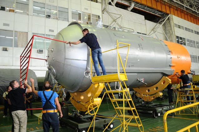 Cómo se prepara una nueva nave rusa para la ISS: y esta no puede fallar