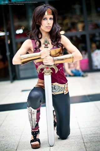 Cosplaying Korra Almost Looks Impressed by Heavenly Sword, Skyrim & Final Fantasy Outfits