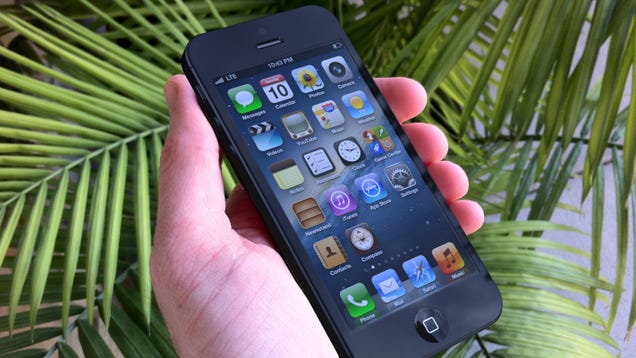 This Is How the iPhone 5 Might Look in Your Hand