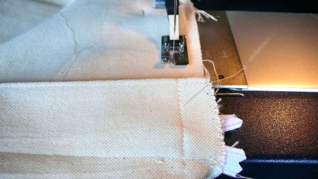 How To Make A Pair Of White Short-Shorts