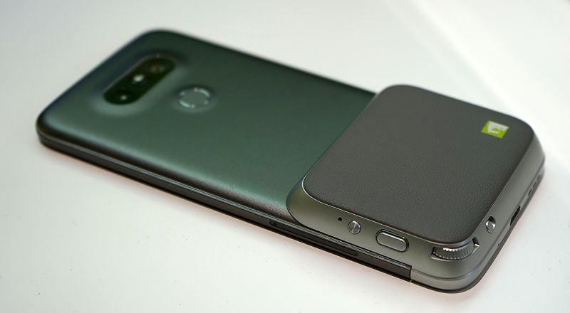 Two New Accessories Give LG's Modular Smartphone Super Powers