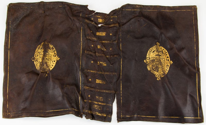 Exquisitely Preserved 17th Century Dress Recovered From Shipwreck