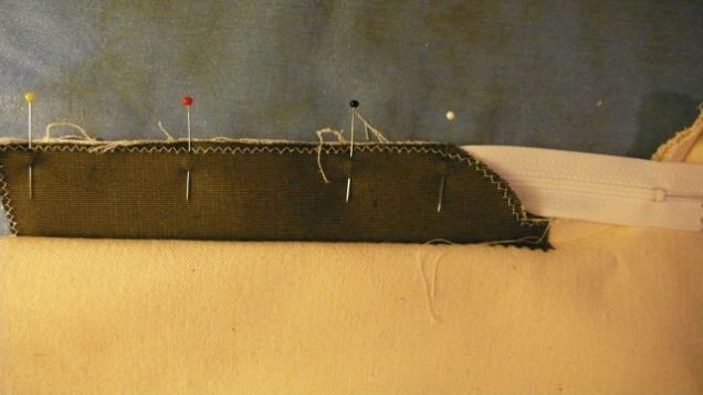 How To Make A Pair Of White Short-Shorts