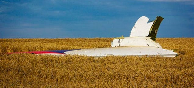 "High-Energy Objects" Colliding with Flight MH17 Caused It to Explode