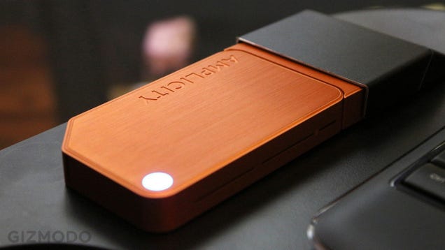 You Can Rent This Modular Pocket PC For $200 a Year