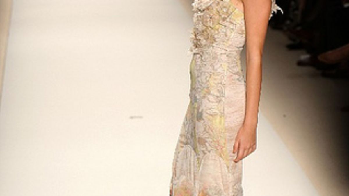 Michelle Obama In Vogue: What Should She Wear?