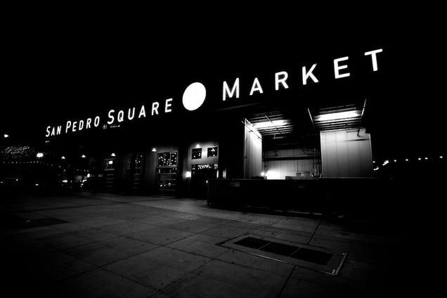 19 Dazzling Photos Of Neon Signs