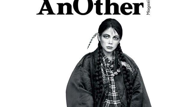 Magazine Covers Featuring Taylor Swift or Rihanna Don't Sell Well