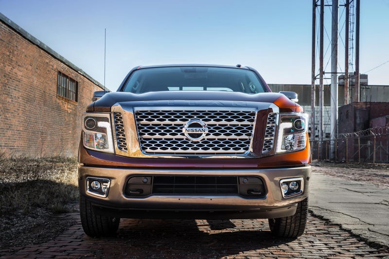 The 2017 Nissan Titan Crew Cab Is The Baby Titan With A Big V8