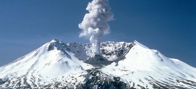 Scientists Are Dropping Explosives All Over Mount St. Helens On Purpose