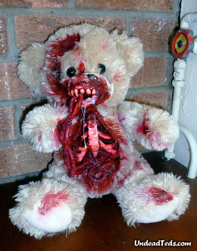 Holy sh*t these undead teddy bears are terrifying