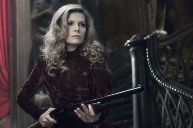 28 stills from Dark Shadows prove Tim Burton has not yet tired of pancake makeup