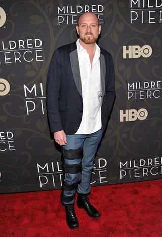 Tribute To Old Hollywood Brings Fashion For The Occasion