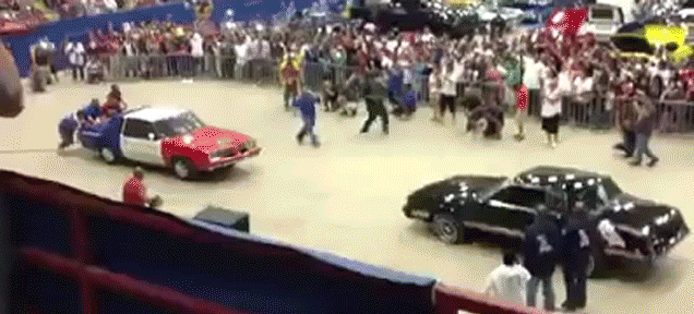 Apparently Lowrider Fighting Is A Thing