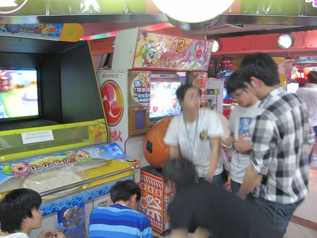 Man Dies At Door Of Video Game Arcade