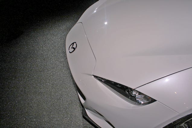 Sweet Merciful Crap The 2016 Mazda Miata Looks Amazing In White