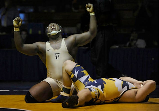 Washington Post Photographer's Award-Winning Wrestling Photo Disqualified For Being Terribly Photoshopped