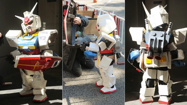 Giant Gundam? No, Tiny (and Adorable) Gundam.