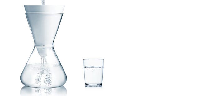 A Water Filter You Won't Be Ashamed to Leave on the Dinner Table