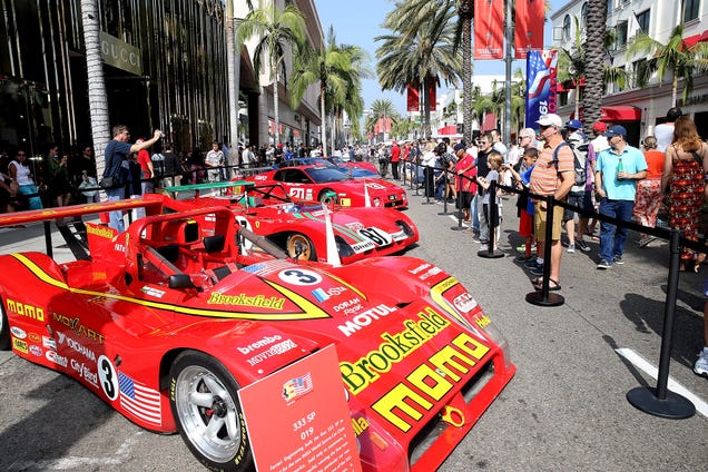 A Record 1,000 Ferraris Took Over The Streets Of Beverly Hills