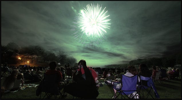75 Explosive Photos of Fireworks