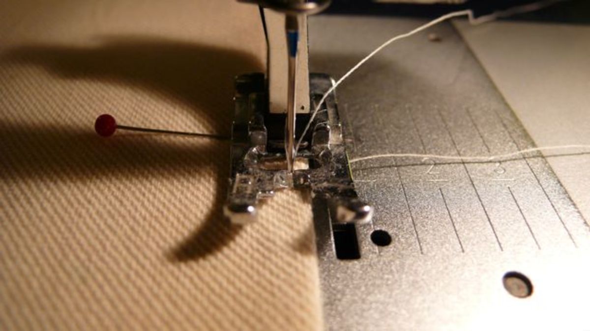 How To Make A Pair Of White Short-Shorts