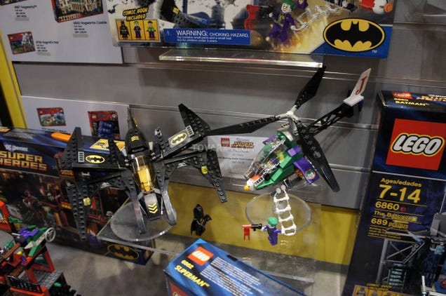 LEGO Lord of The Rings, Avengers, and Deadpool debut at Toy Fair!
