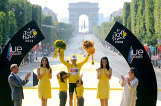 Sastre Wins the Tour Pending a Few Dozen Piss Tests
