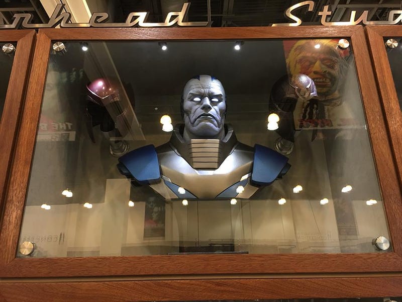 SpaceX contrata al creador de los disfraces de Marvel y DC para diseñar su traje espacial