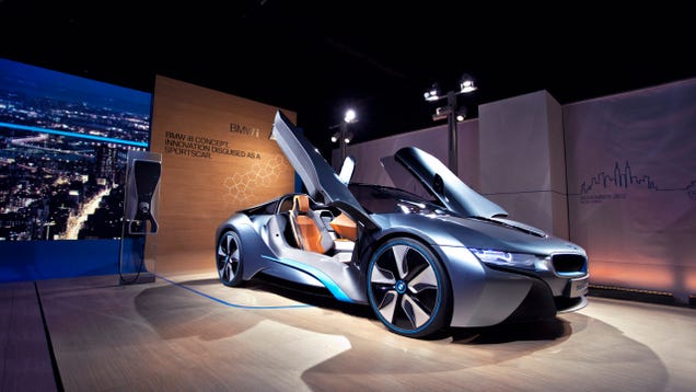 How the BMW i8 Concept Makes Green Look Gorgeous