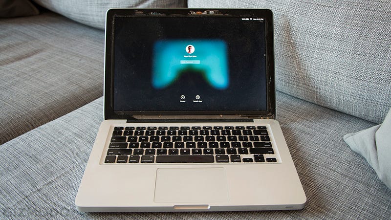 The Joy of Owning an Eight-Year-Old MacBook