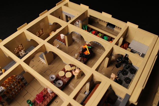 Hogwarts Comes To Life In This Incredible 400,000-Brick LEGO Diorama